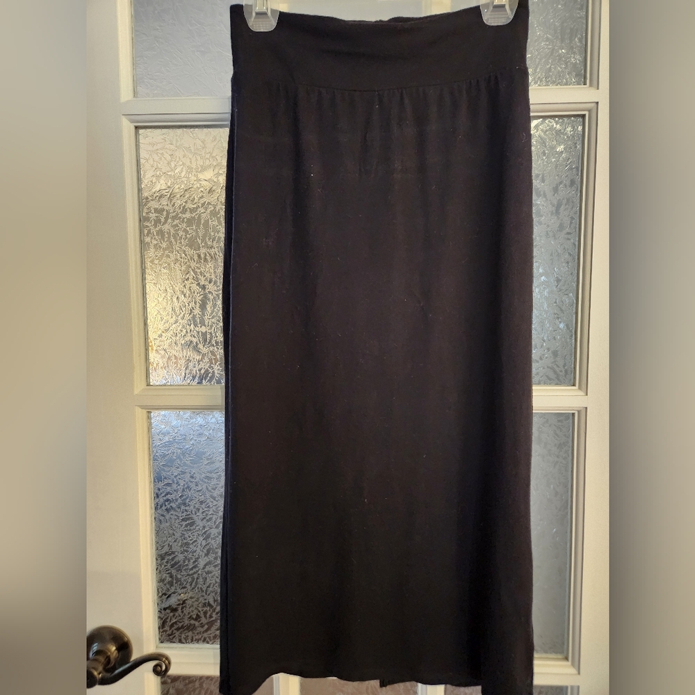 Free People / Black Maxi Skirt